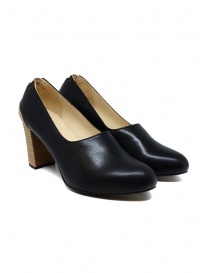 Womens shoes online: Petrosolaum black leather decolleté shoes