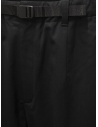 Goldwin pantaloni neri con pinces e fibbia di chiusura GM74351 BLACK acquista online